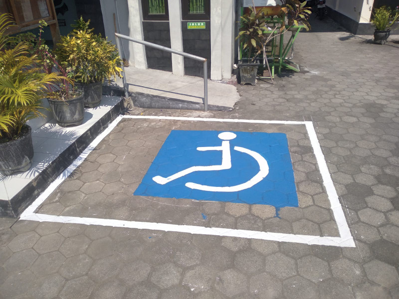 Tempat Parkir Prioritas