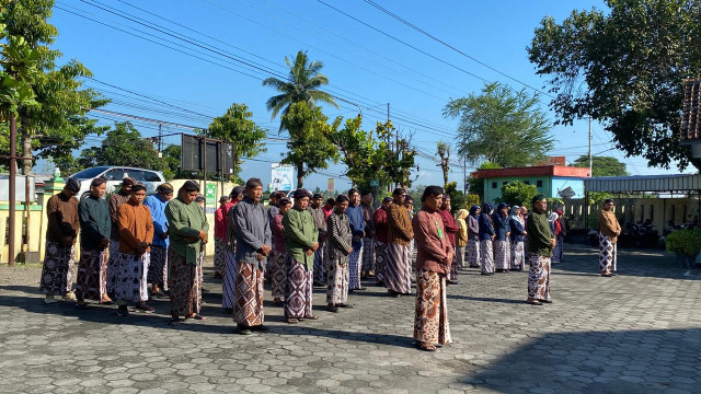 upacara  hari jadi ke 271 DIY